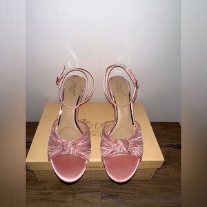 Badgley Mischka Ibis Ankle Strap Sandal